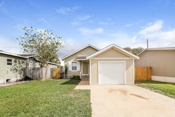11818 Greenspark Ln Houston, TX 77044
